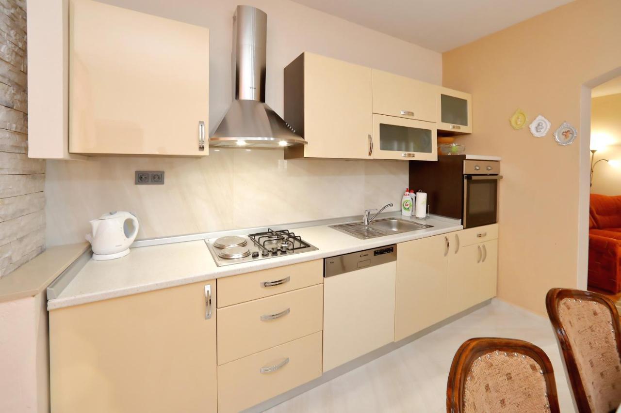 Apartment Lucijan Bibinje Exteriör bild