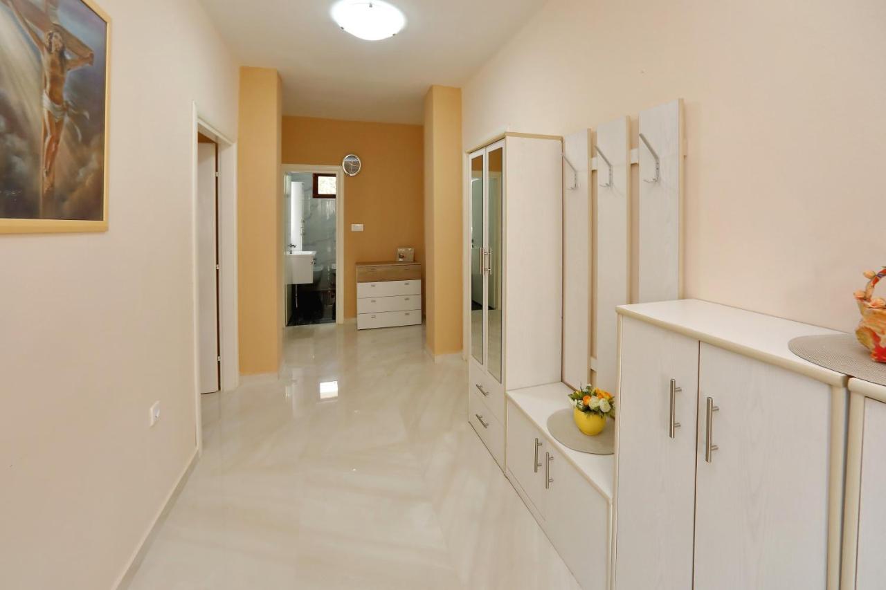 Apartment Lucijan Bibinje Exteriör bild