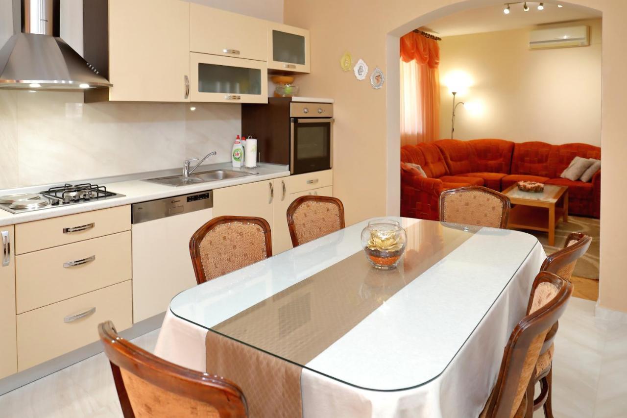 Apartment Lucijan Bibinje Exteriör bild