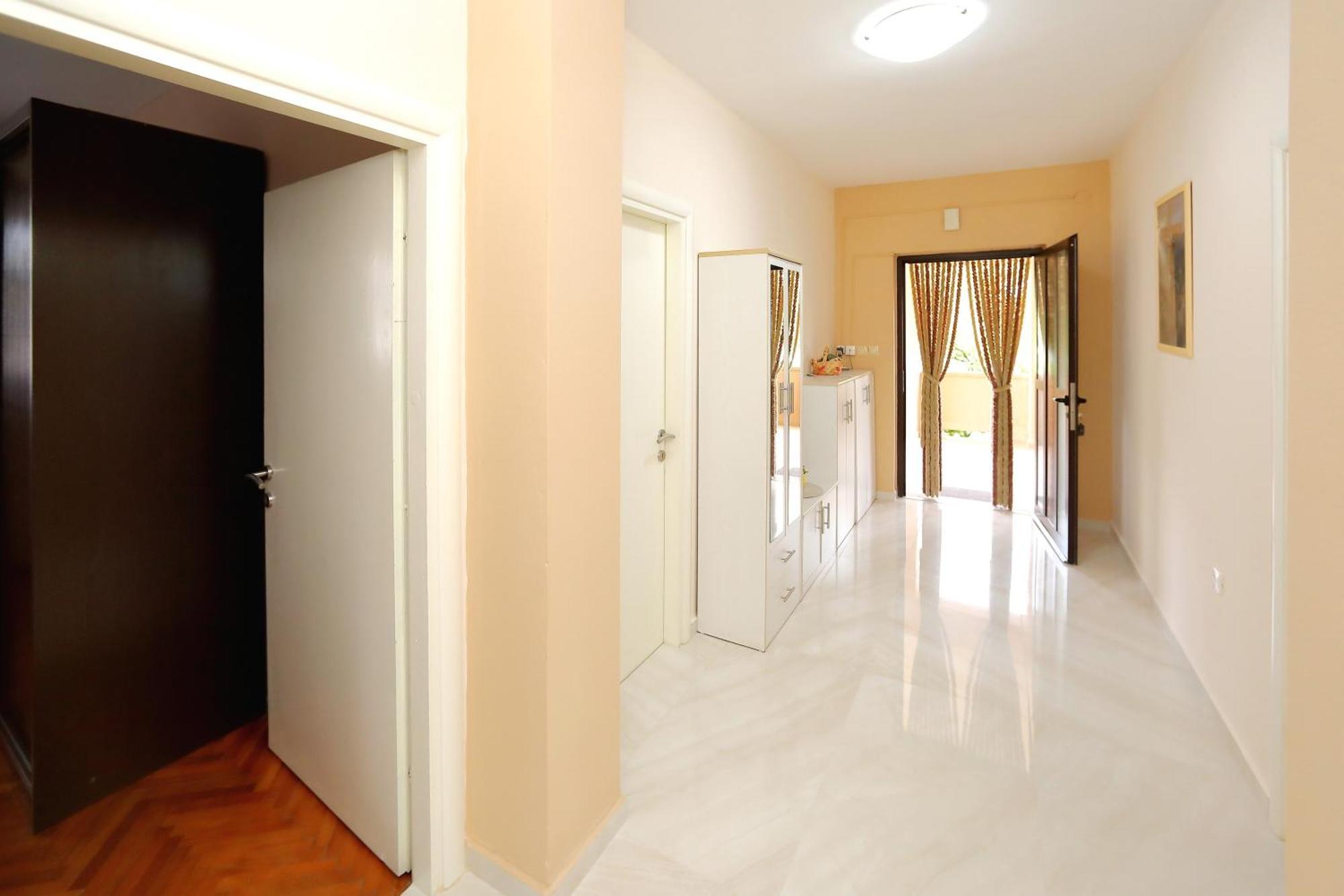 Apartment Lucijan Bibinje Rum bild